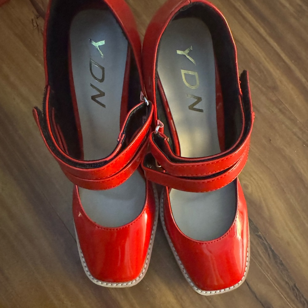 YDN Red Patent Leather Block Heels - Picture 9 of 13